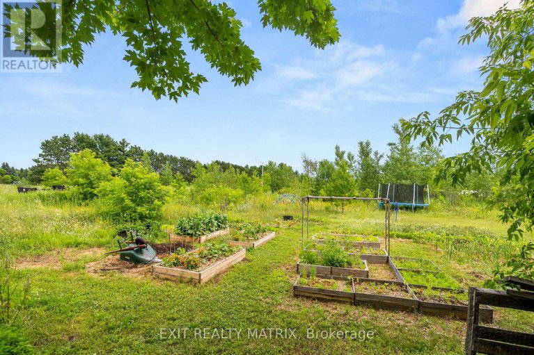 28562975/6770-breanna-cardill-street/greely/ottawa/ontario/K4P0C3_37
