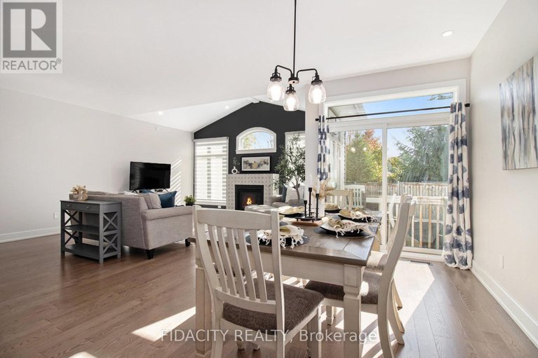 28939851/250-maygrass-way/remainder-of-stittsville-area/ottawa/ontario/K2S2K9_8