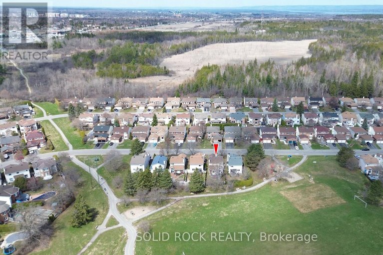 29651651/20-shetland-way/bridlewood/ottawa/ontario/K2M1R9_43