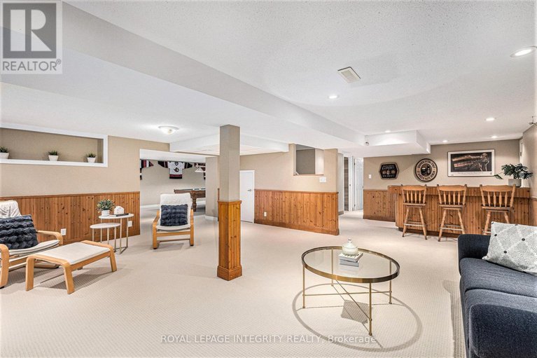 28620612/16-ember-glow-court/stittsville-central/ottawa/ontario/K2S1C3_27