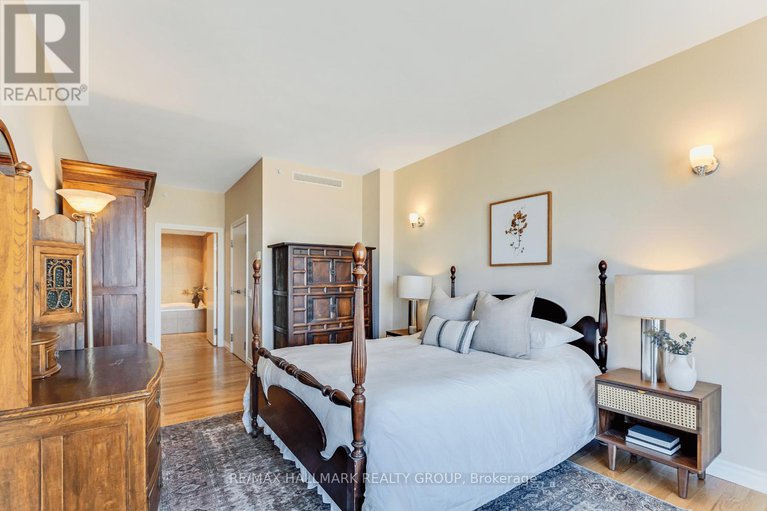 28203100/1404-90-george-street/lower-townbyward-market/ottawa/ontario/K1N0A8_17