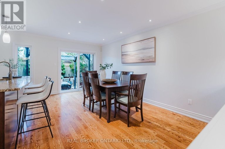 29687993/279-currell-avenue/westborohampton-park/ottawa/ontario/K1Z7J5_18