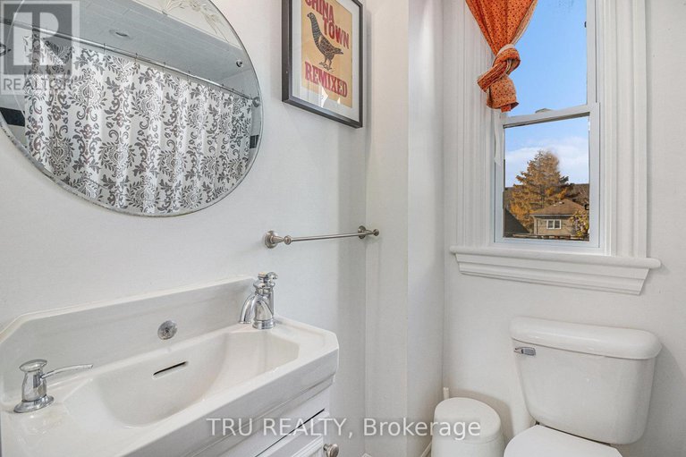 29082196/104-arthur-street/west-centre-town/ottawa/ontario/K1K1C4_23