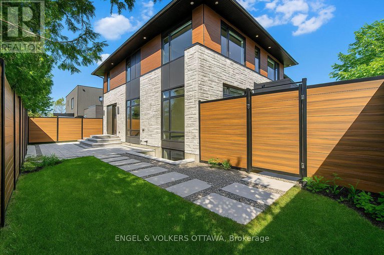 28645547/888-melwood-avenue/mckellar-heightsglabar-park/ottawa/ontario/K2A3C3_36