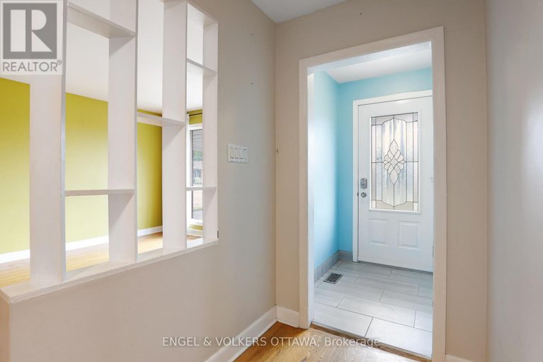 28561500/919-bermuda-avenue/carson-meadows/ottawa/ontario/K1K0V8_4