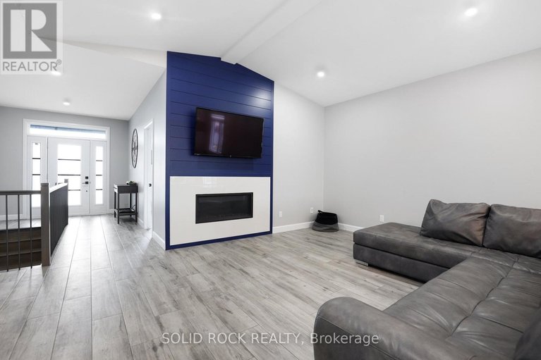 29623865/216-filion-street/embrun/russell/ontario/K0A1W0_11