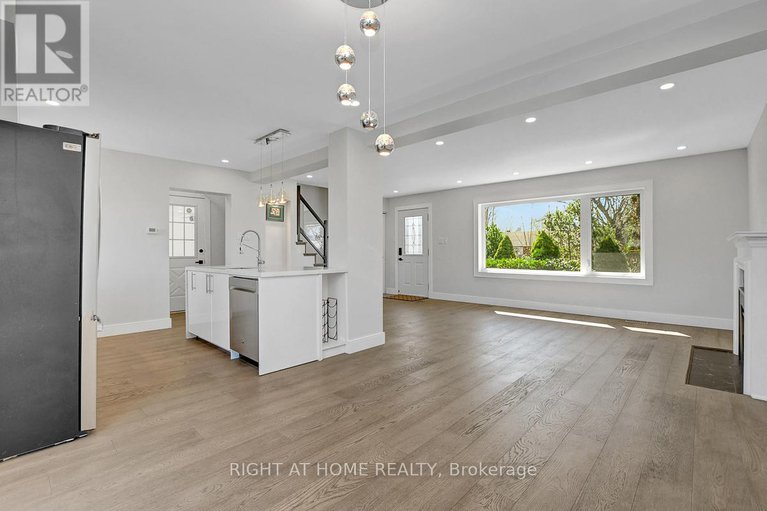 28260455/81-canter-boulevard/meadowlandsst-claire-gardens/ottawa/ontario/K2G2M4_10