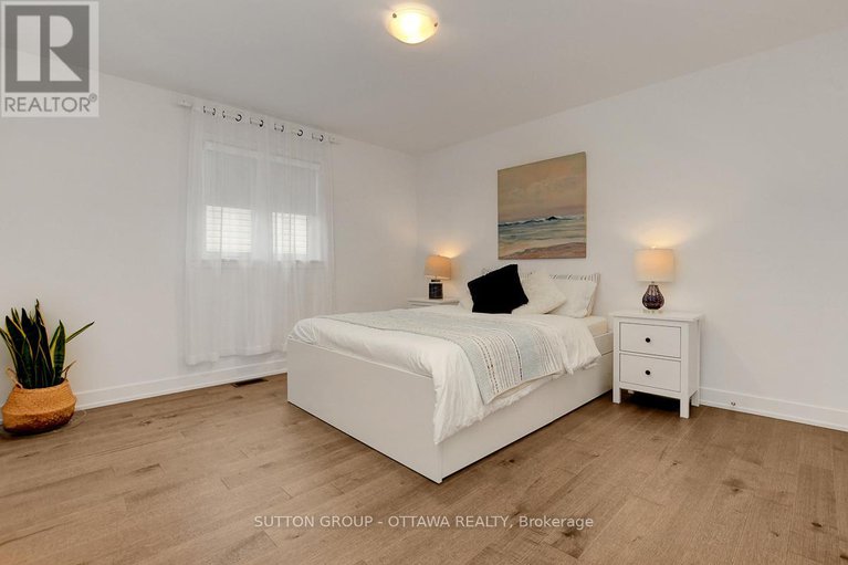 28461424/908-duxbury-lane/riverside-southgloucester-glen/ottawa/ontario/K4M0M3_26