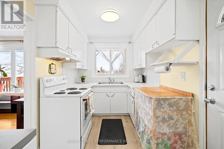 29411475/1430-edgecliffe-avenue/carlington/ottawa/ontario/K1Z8G1_14