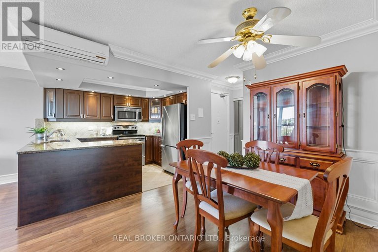 28953393/907-158c-mcarthur-avenue/vanier/ottawa/ontario/K1L8E7_8