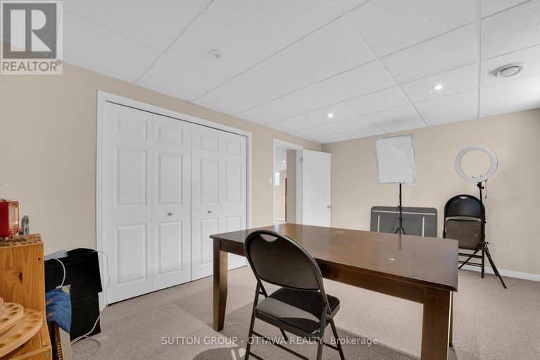 28625927/8-dunn-street/beaverbrook/ottawa/ontario/K2K3J8_38