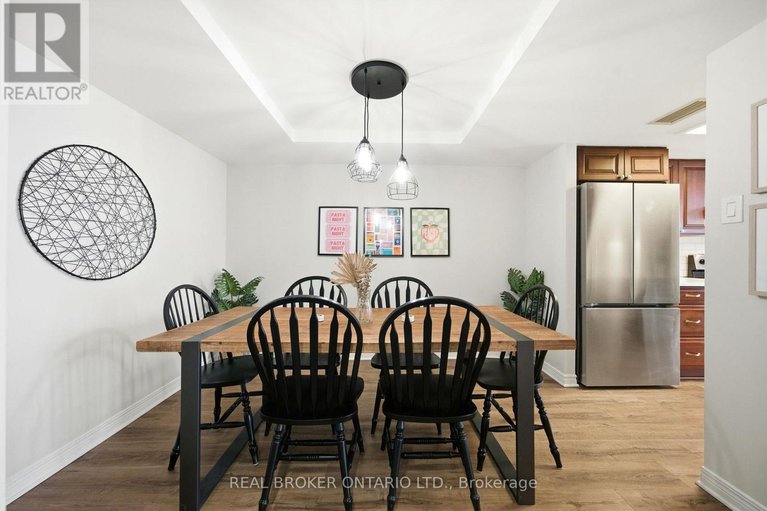 29396671/703-100-grant-carman-drive/borden-farmstewart-farmcarleton-heightsparkwood-hills/ottawa/ontario/K2E8B8_17