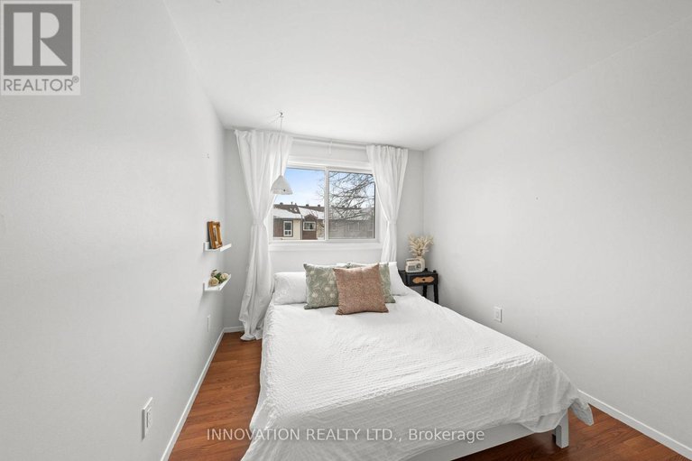 29357577/30-458-sandhamn-private/hunt-club-parkgreenboro/ottawa/ontario/K1T2Z3_30