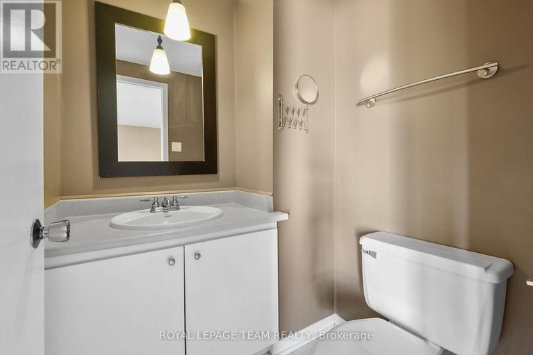 29658569/43-3205-uplands-drive-ne/hunt-club/ottawa/ontario/K1V9T3_25