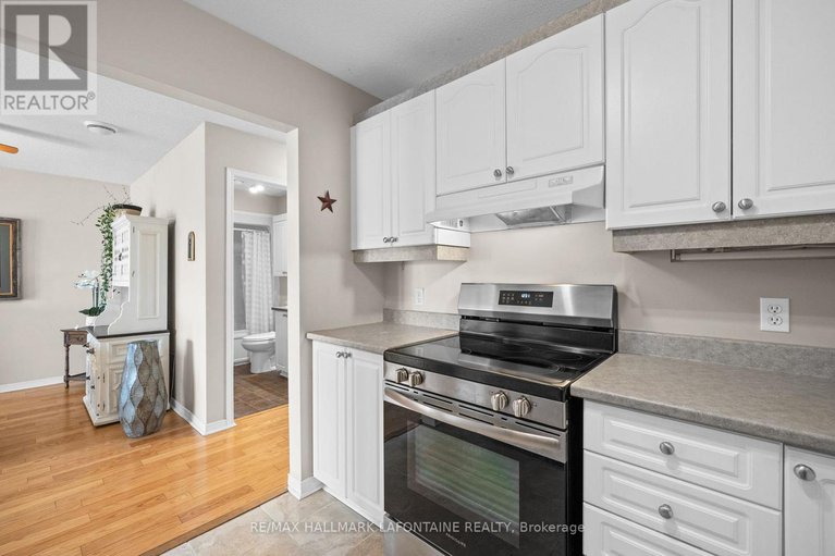 29431132/103-2929-laurier-street/town-of-rockland/clarence-rockland/ontario/K4K1T8_12