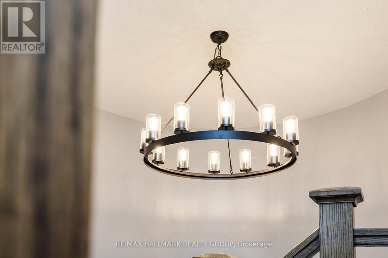 29631798/1421-talcy-crescent/fallingbrookridgemount/ottawa/ontario/K4A3C6_27