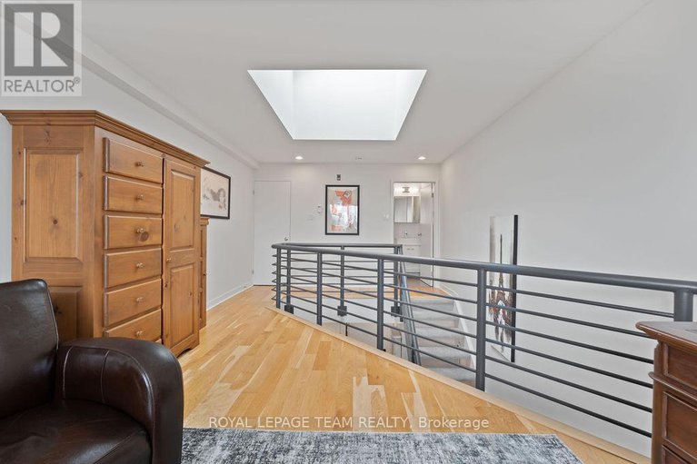 28678301/26-202-st-patrick-street/lower-townbyward-market/ottawa/ontario/K1N5K3_27
