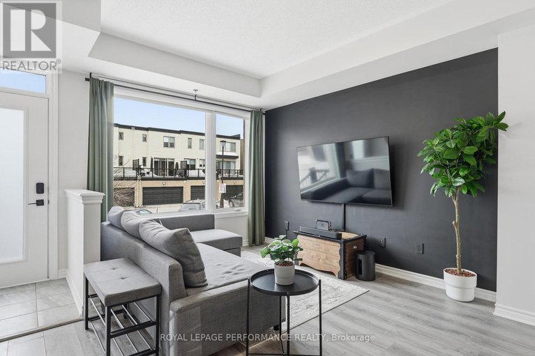 29447569/583-ozawa-private/cfb-rockcliffe-and-area/ottawa/ontario/K1K4Z9_15