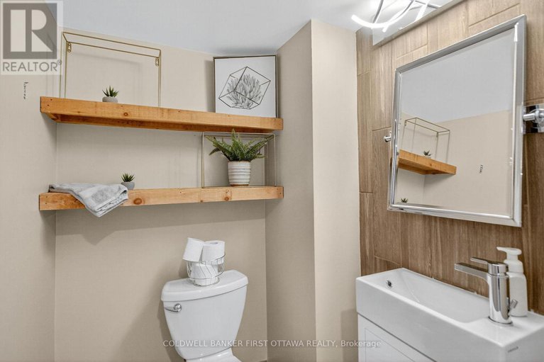 29056835/2889-swale-road/osgoode-twp-south-of-reg-rd-6/ottawa/ontario/K4P1N2_12