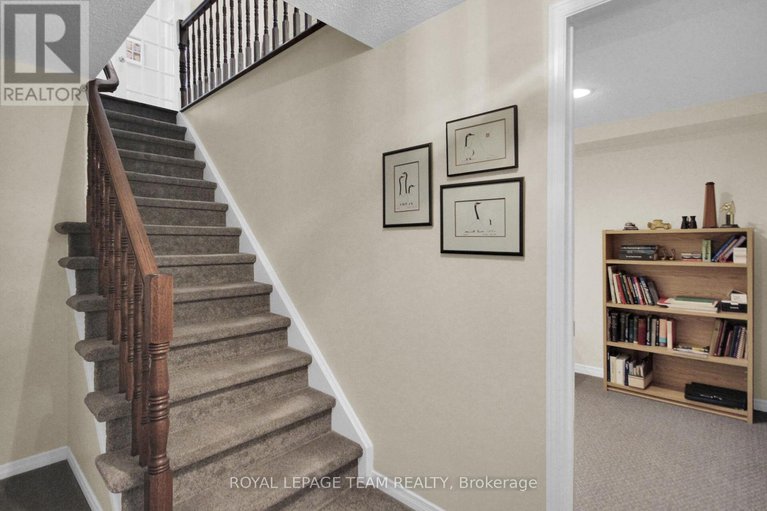 28525664/20-grand-cedar-court/stittsville-central/ottawa/ontario/K2S1C8_25