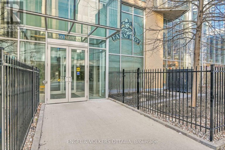 28562228/1304-40-nepean-street/ottawa-centre/ottawa/ontario/K2P0X5_4
