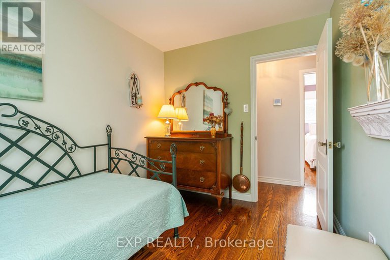 28844874/1828-lorraine-avenue/urbandale-acres/ottawa/ontario/K1H6Z8_22