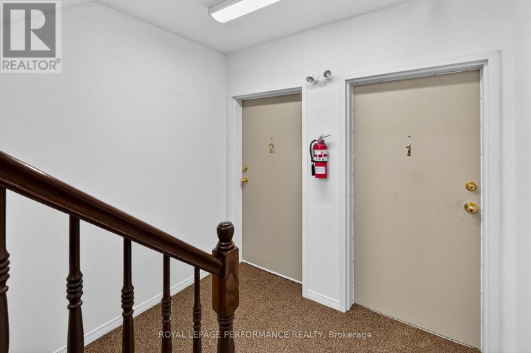 29415580/2-70-briargate-private/springridgeeast-village/ottawa/ontario/K4A0C3_39