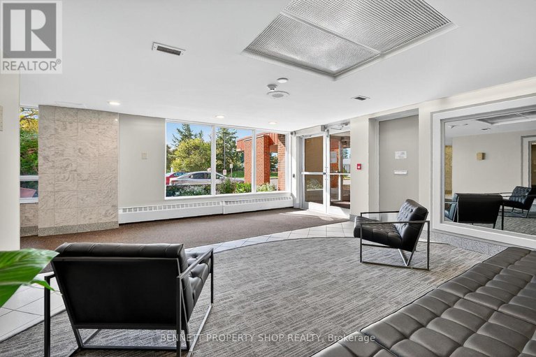 28981552/1015-915-elmsmere-road/beacon-hill-south/ottawa/ontario/K1J8H8_15