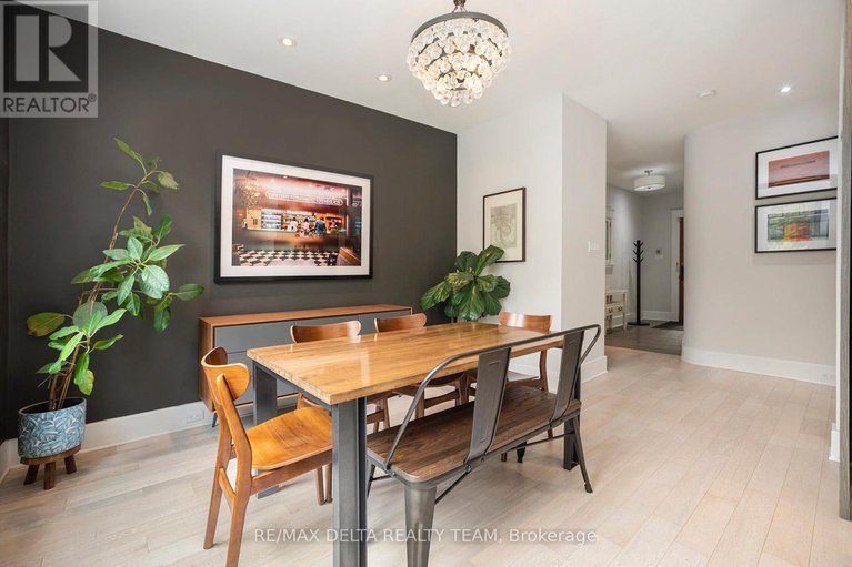 28702381/44-renfrew-avenue/glebe/ottawa/ontario/K1S1Z5_14