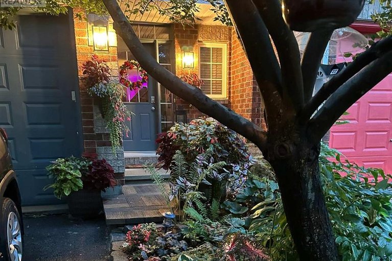 29653715/105-destiny-private/fallingbrookgardenway-south/ottawa/ontario/K4A0K6_40