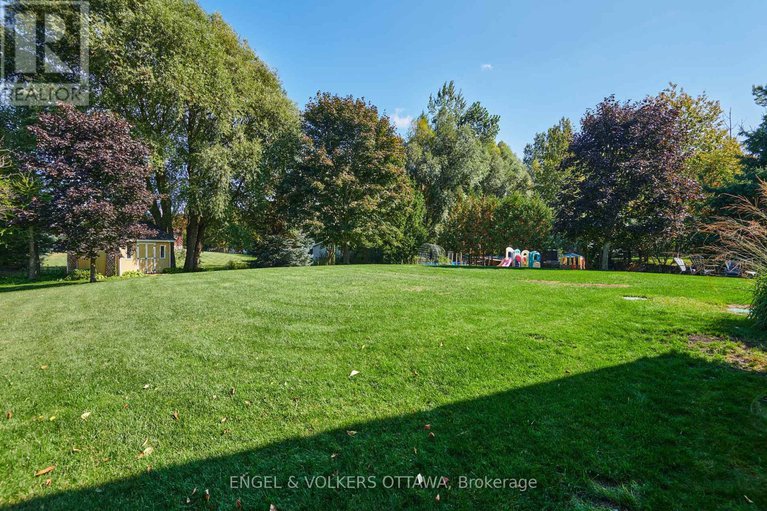 28912118/1491-stableview-way/greely/ottawa/ontario/K4P1P2_30