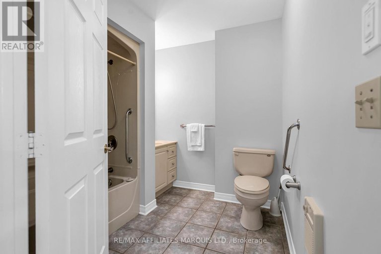 28550649/24-saunders-avenue/long-sault/south-stormont/ontario/K0C1P0_24