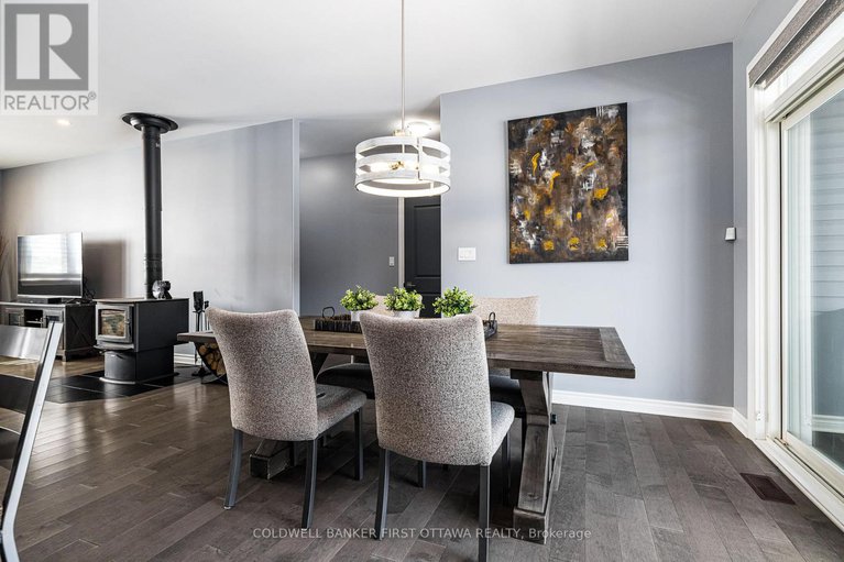 29400692/120-stirling-crescent/north-grenville-twp-kemptville-east/north-grenville/ontario/K0G1J0_17