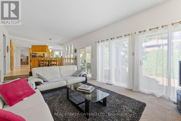 28875252/3-red-oaks-trail/stittsville-central/ottawa/ontario/K2S1E2_19