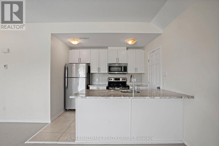 29648619/42-sternes-private/springridgeeast-village/ottawa/ontario/K4A0X8_7