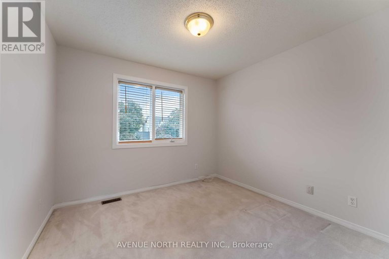 28919574/3-windhurst-drive/barrhaven-east/ottawa/ontario/K2G6G7_20