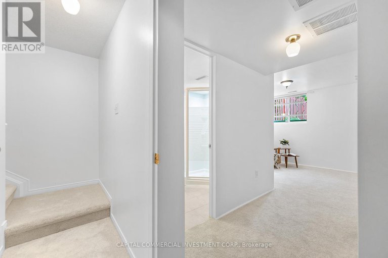 28842081/2074-avenue-p/eastway-gardensindustrial-park/ottawa/ontario/K1G6G7_22