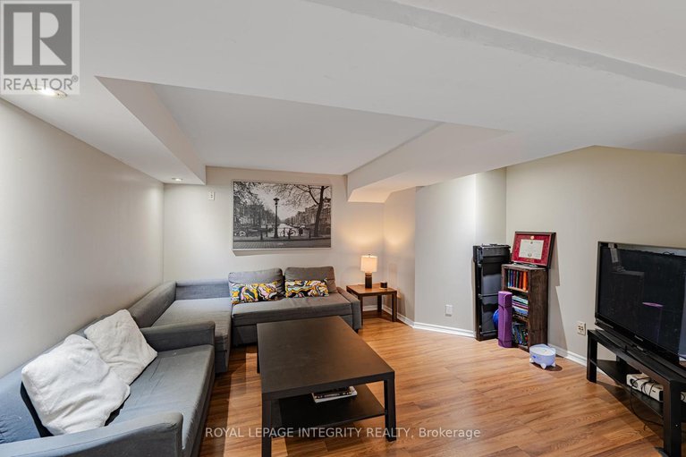 28557939/1695-gage-crescent-n/bel-air-heights/ottawa/ontario/K2C0Z7_27