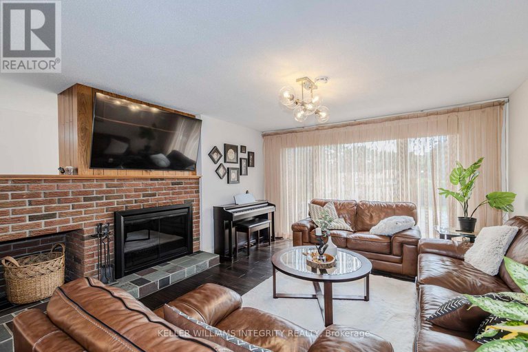 28506368/31-ashgrove-crescent/briargreen/ottawa/ontario/K2G0S1_23