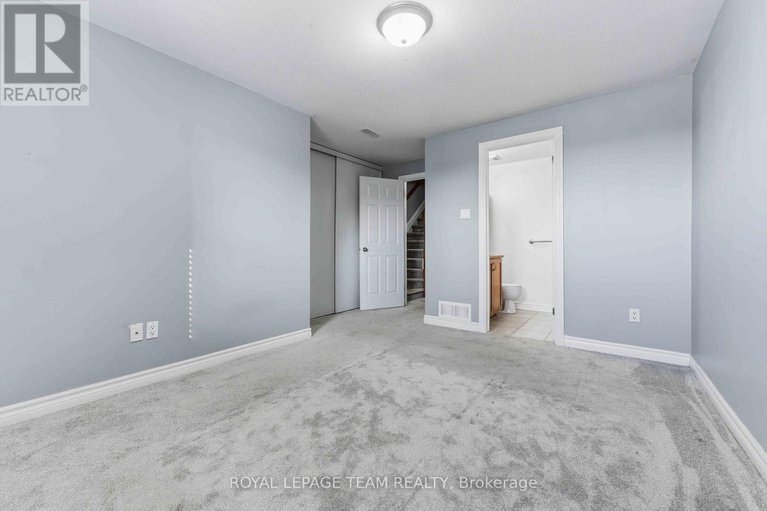 29566270/a-405-chapman-mills-drive/strandherd/ottawa/ontario/K2J0M7_17