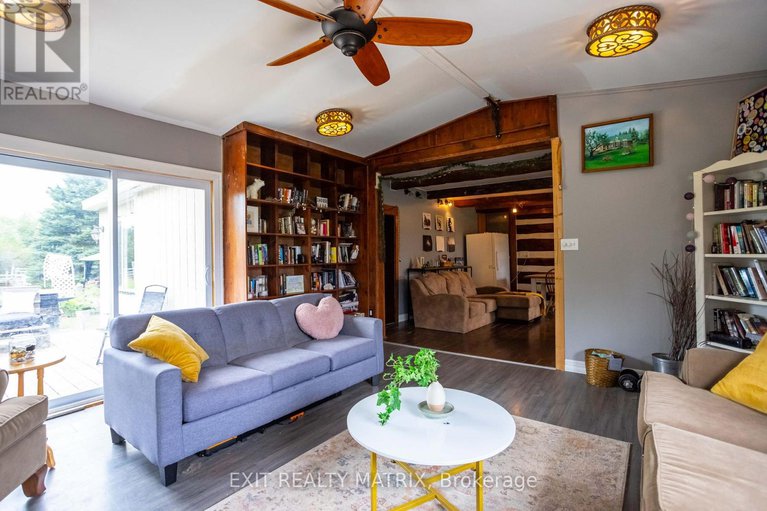 28652637/20255-maple-road/south-glengarry-charlottenburgh-twp/south-glengarry/ontario/K0C2J0_13