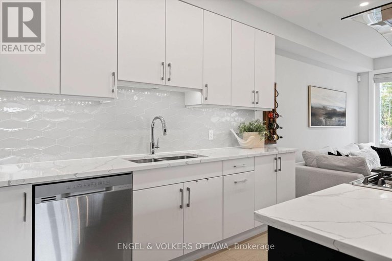 29607126/263-dovercourt-avenue/westborohampton-park/ottawa/ontario/K1Z7H4_10