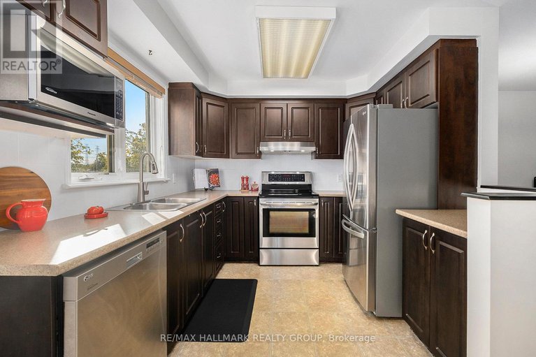 28974159/112-1512-walkley-road/heron-gateindustrial-park/ottawa/ontario/K1V2G5_12