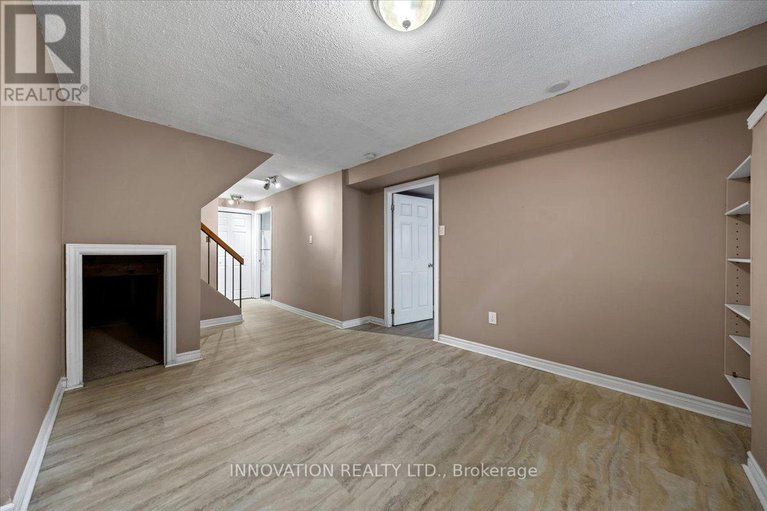28436166/1553-marcoux-drive/bilberry-creekqueenswood-heights/ottawa/ontario/K1E2K5_31