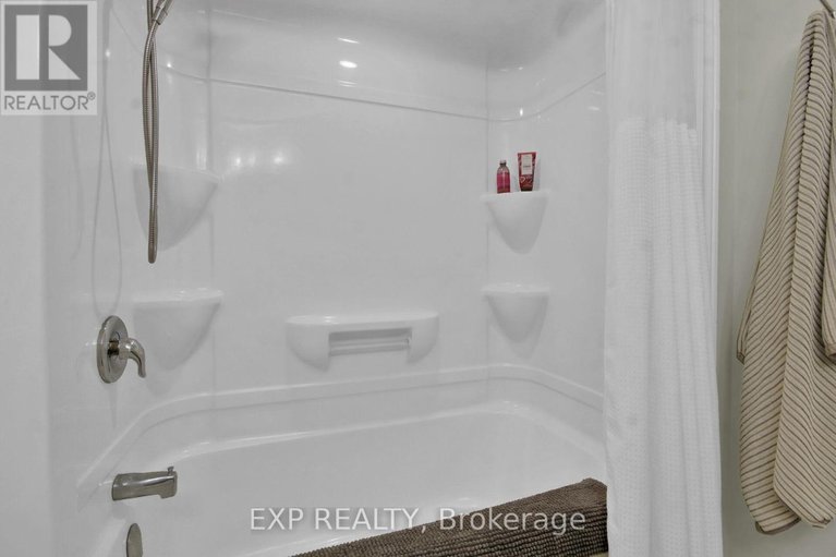 29685319/374-honeyborne-street/mississippi-mills-ramsay-twp/mississippi-mills/ontario/K0A1A0_28