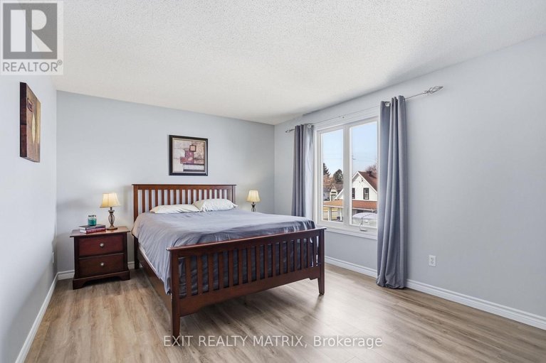 29608053/144-centenaire-street/embrun/russell/ontario/K0A1W0_20