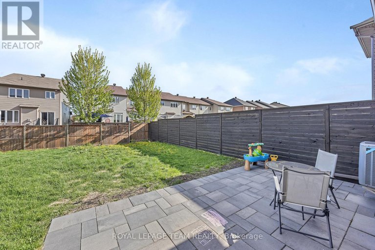 28504001/522-borbridge-avenue/riverside-southgloucester-glen/ottawa/ontario/K4M0H9_39