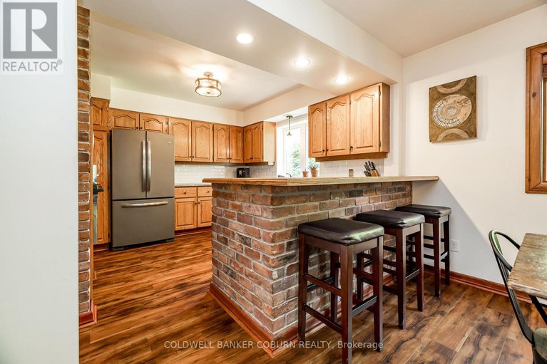 28655671/2482-mcgee-side-road/huntley-ward-south-east/ottawa/ontario/K0A1L0_11
