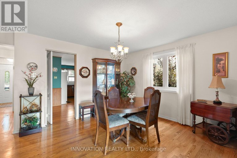 28752698/32-framingham-crescent/cedargrovefraserdale/ottawa/ontario/K2J3J8_7