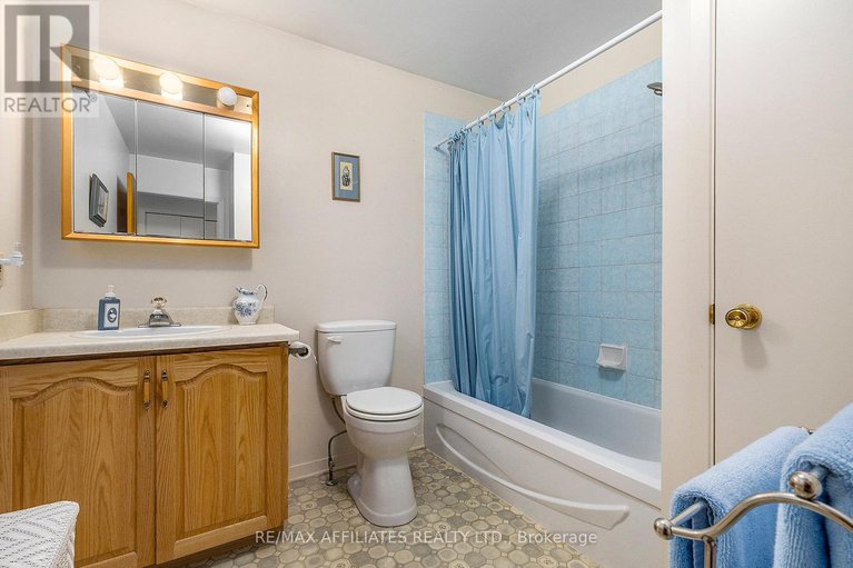 28549907/249-bracken-avenue/drummondnorth-elmsley-north-elmsley-twp/drummondnorth-elmsley/ontario/K7A4S4_30